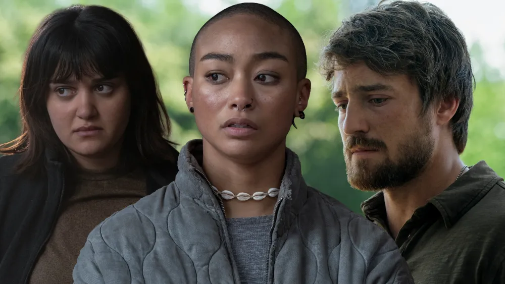 Ariela Barer Tati Gabrielle and Spencer Lord