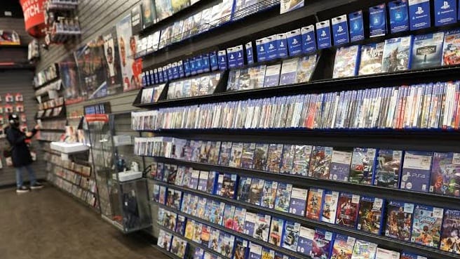 CEO da GameStop afirma que jogos físicos hoje são “irrelevantes” para o faturamento da empresa