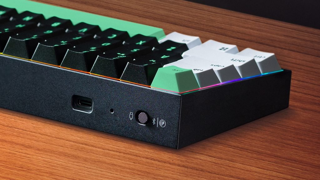 razer Reclusa Mini 65 conexao